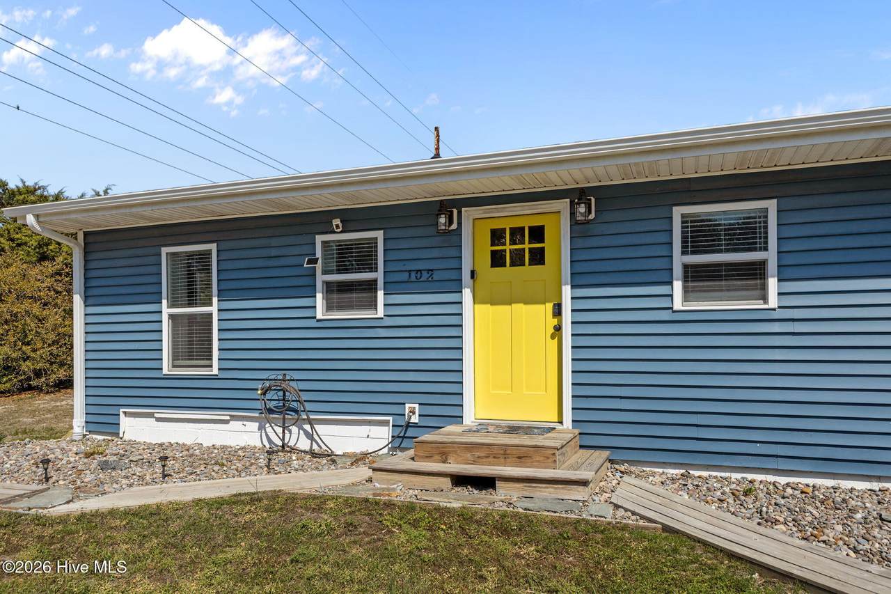 https://bt-photos.global.ssl.fastly.net/ncreg/1280_boomver_2_4c43663c11a5bbb944354229d01724fd-2.jpg