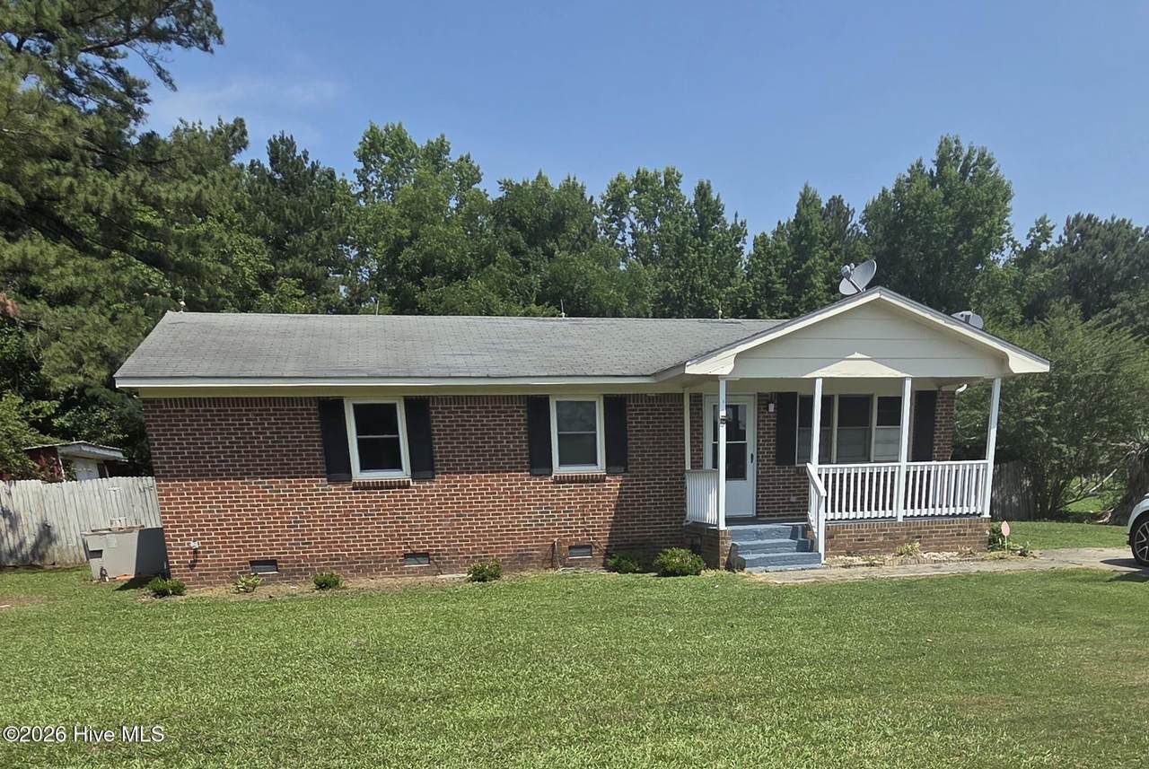 107 Connarista Road - Photo 1