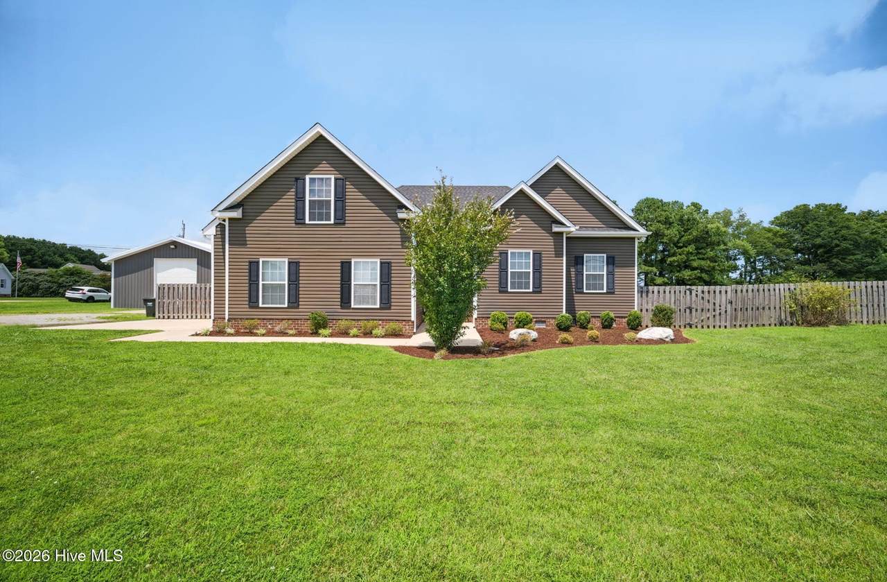 103 Copeland Drive - Photo 1