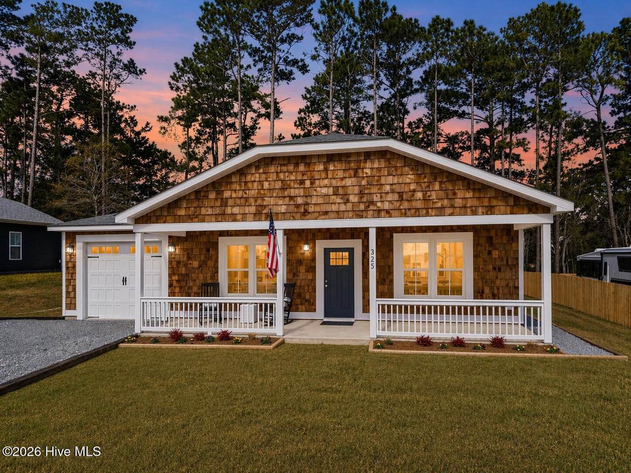 325 Dyson Street - Photo 1