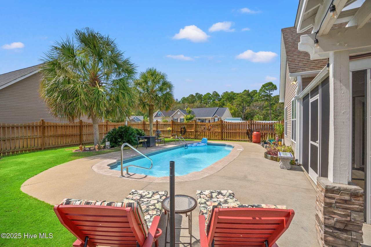 568 Stonehaven Court - Photo 1