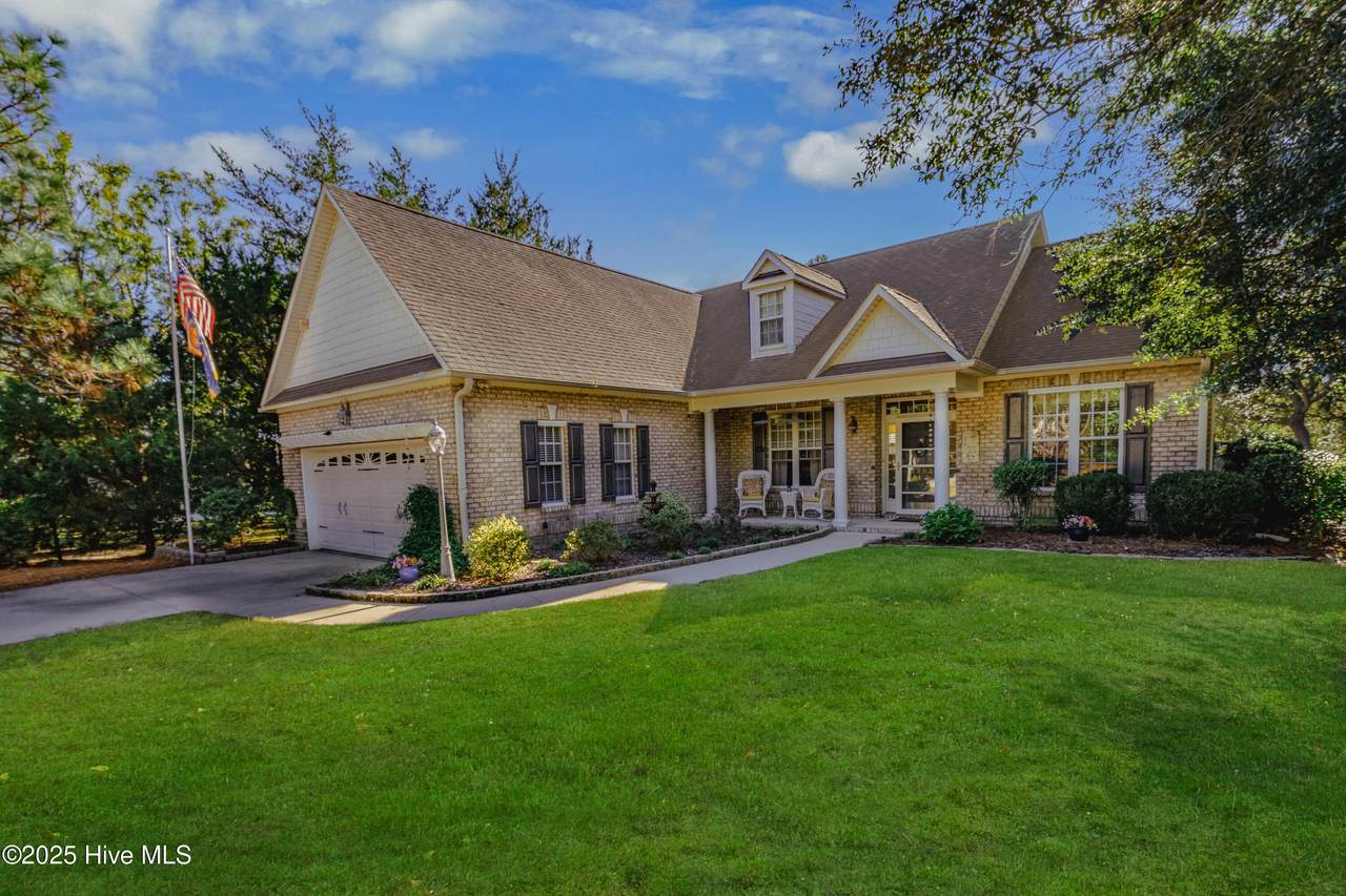 3305 Gordonia Circle - Photo 1