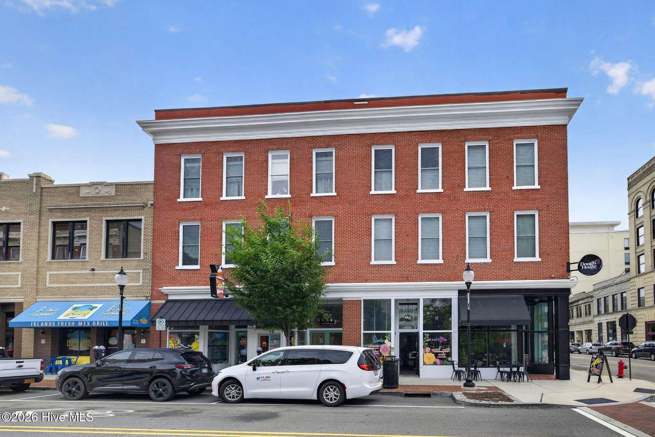 304 Front Street - Photo 1