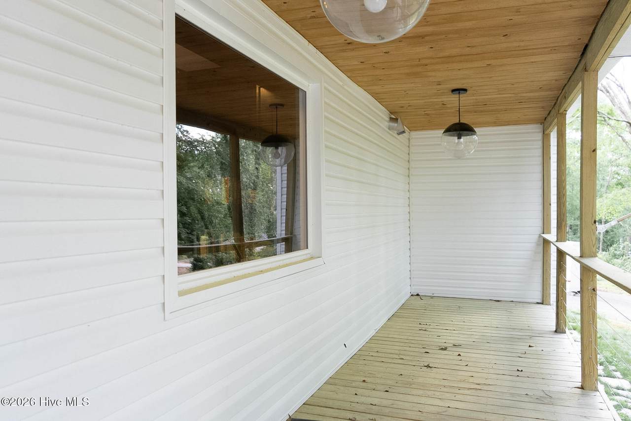 https://bt-photos.global.ssl.fastly.net/ncreg/1280_boomver_2_6465c9725aac6820604c770a14b2d37f-2.jpg