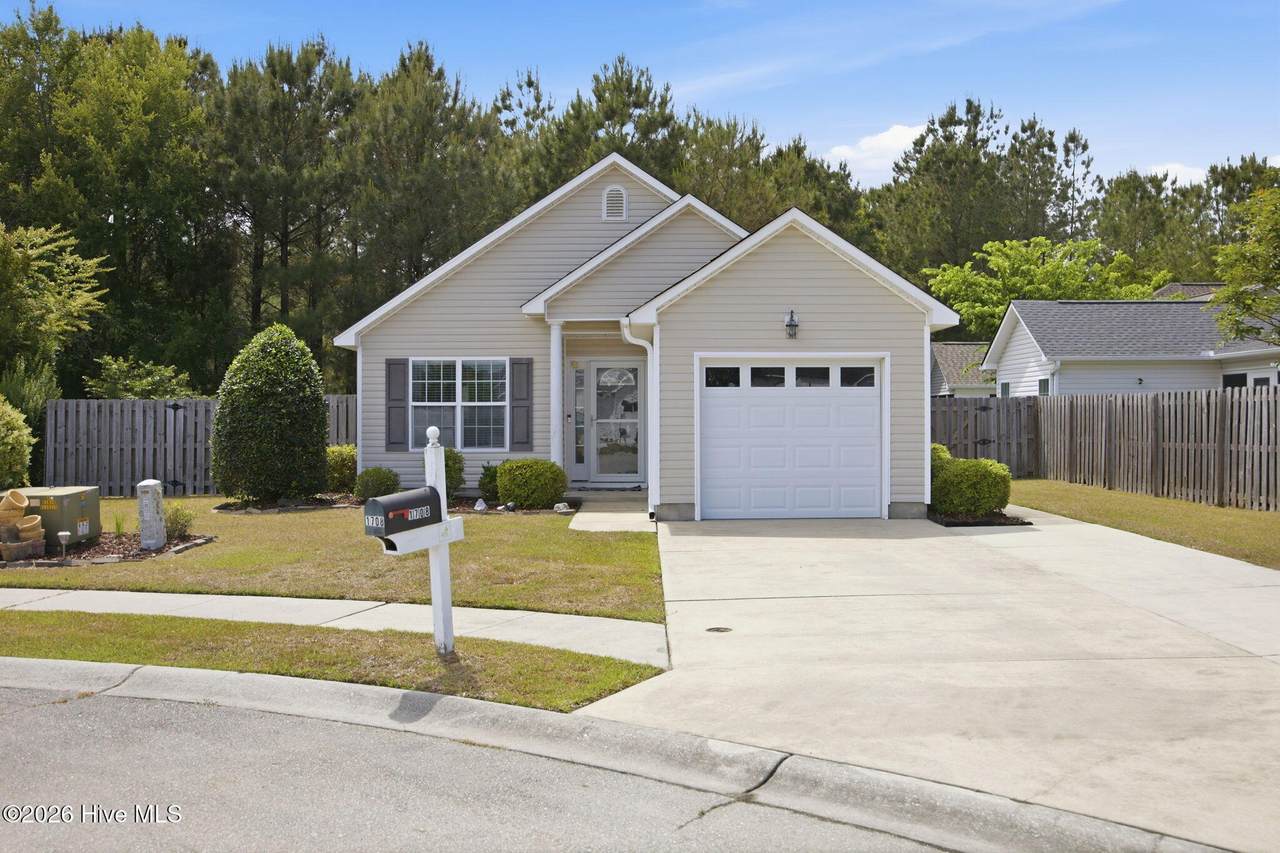 1708 Grant Circle - Photo 1
