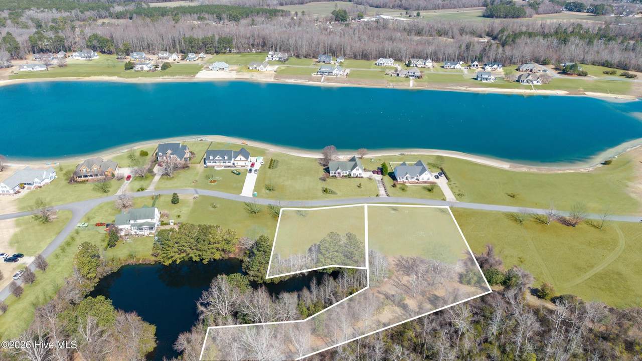 208 Schooner Landing Drive - Photo 1
