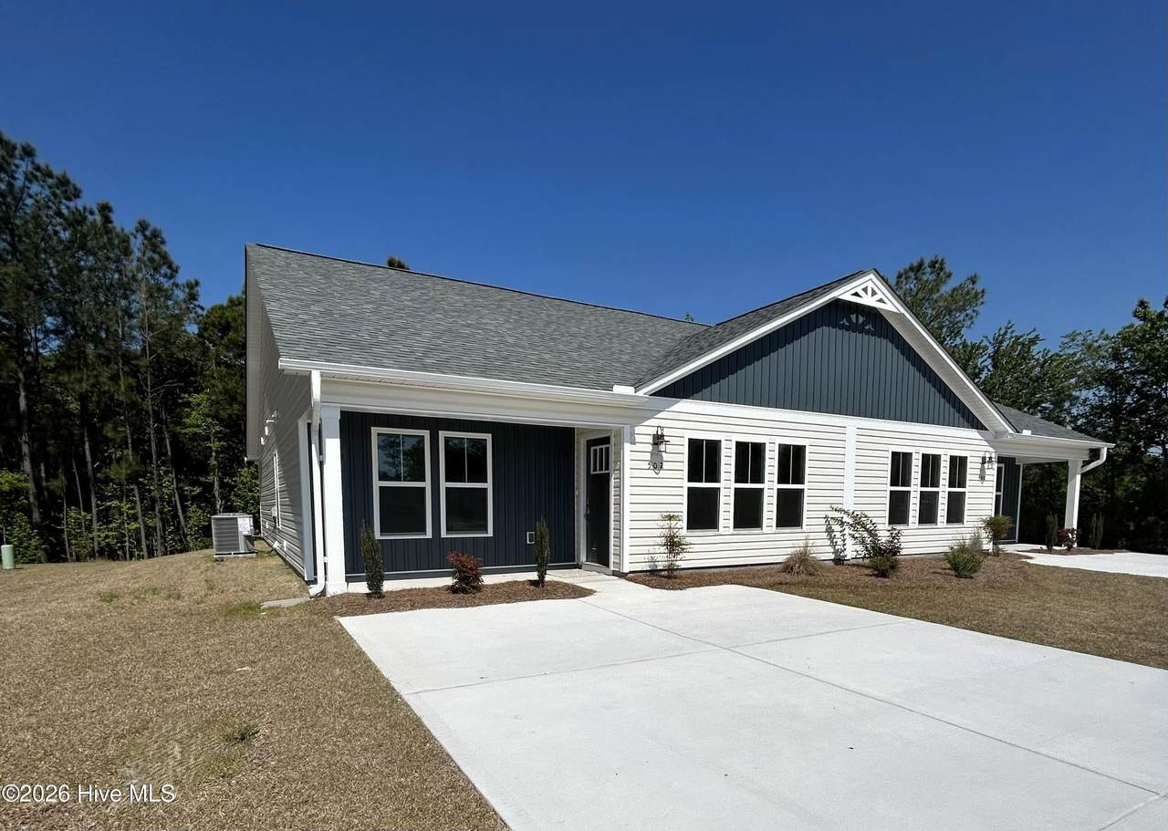 502 Cove Drive - Photo 1