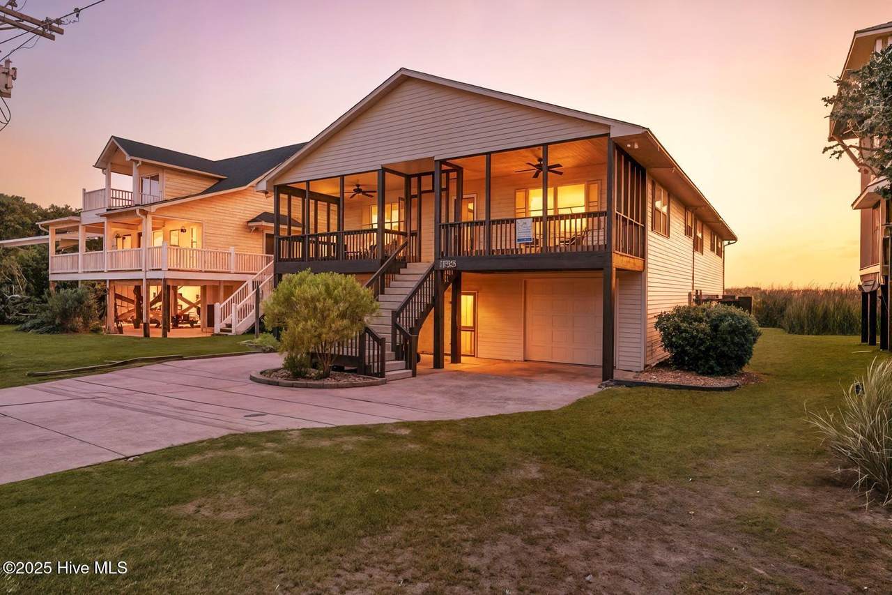 1135 Topsail Drive - Photo 1