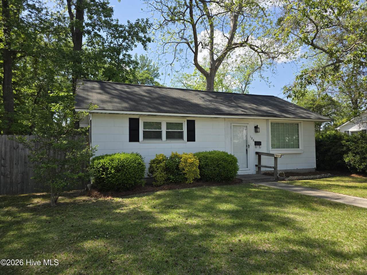 108 Lee Street - Photo 1