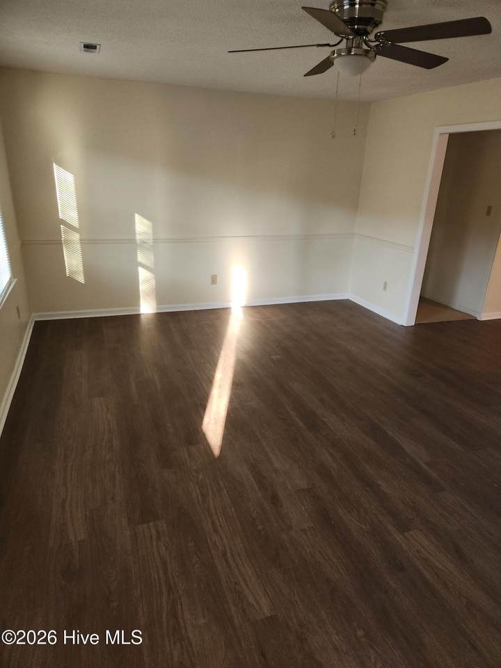 477 Huntingridge Road - Photo 1