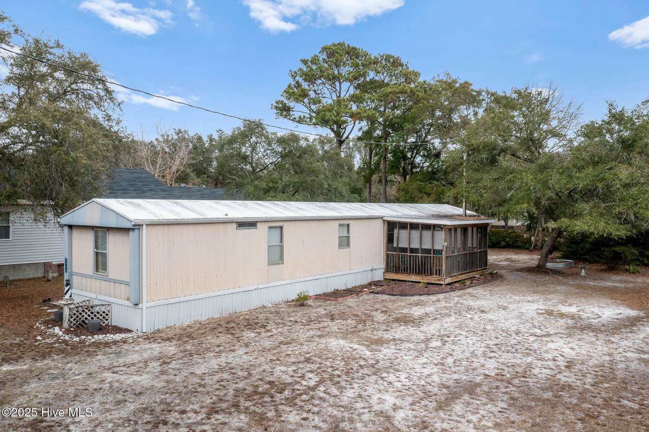 2900 Tideland Street - Photo 1