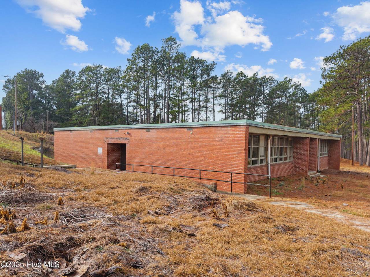 516 Chapin Road - Photo 1