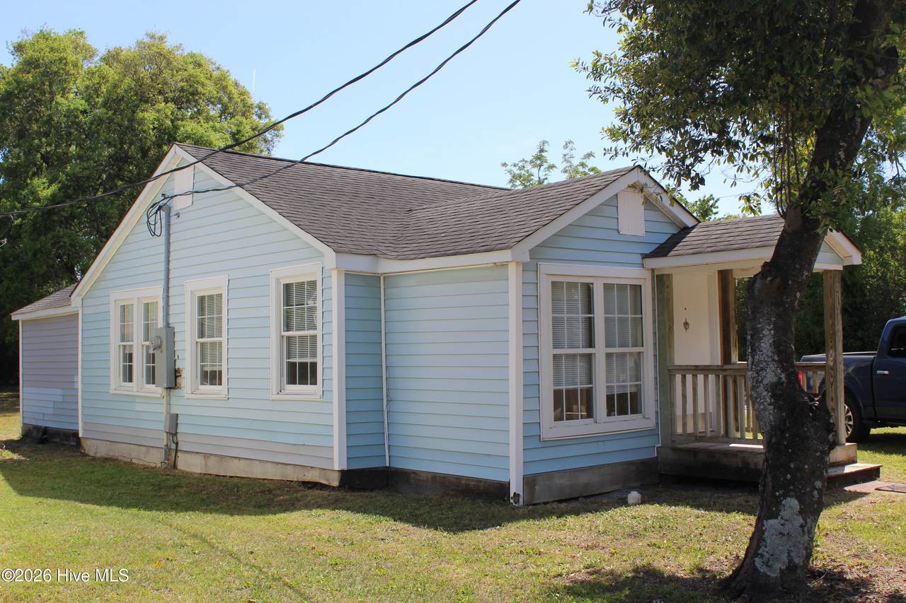 314 Bland Street - Photo 1