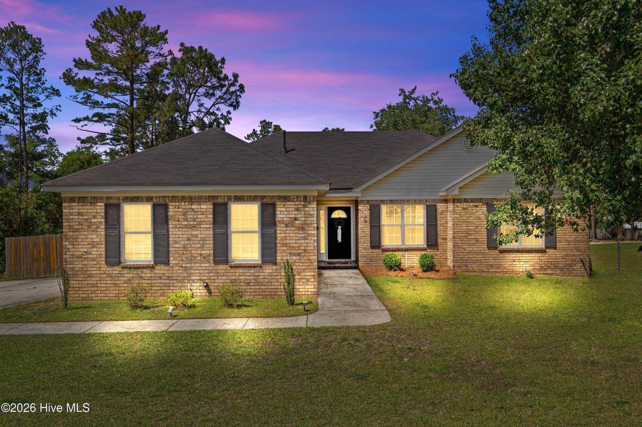 2015 Clarkston Drive - Photo 1