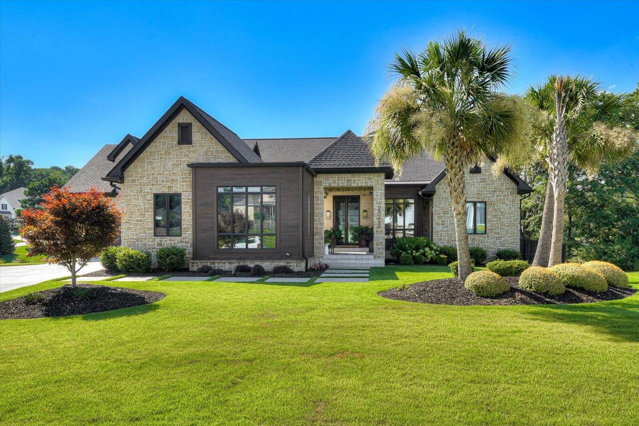 2025 Grace Avenue - Photo 1
