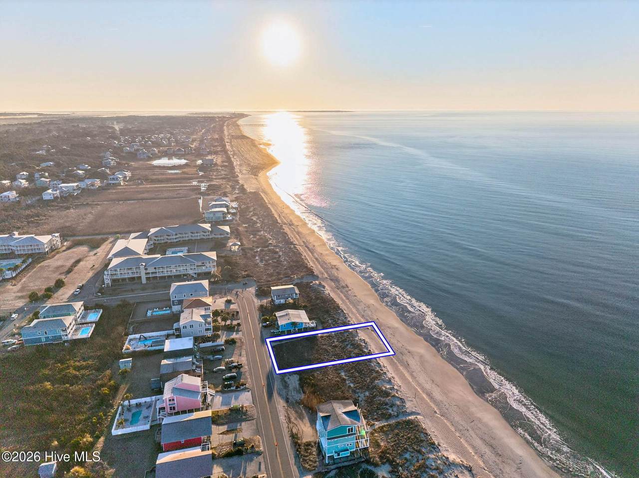 5523 Beach Drive - Photo 1