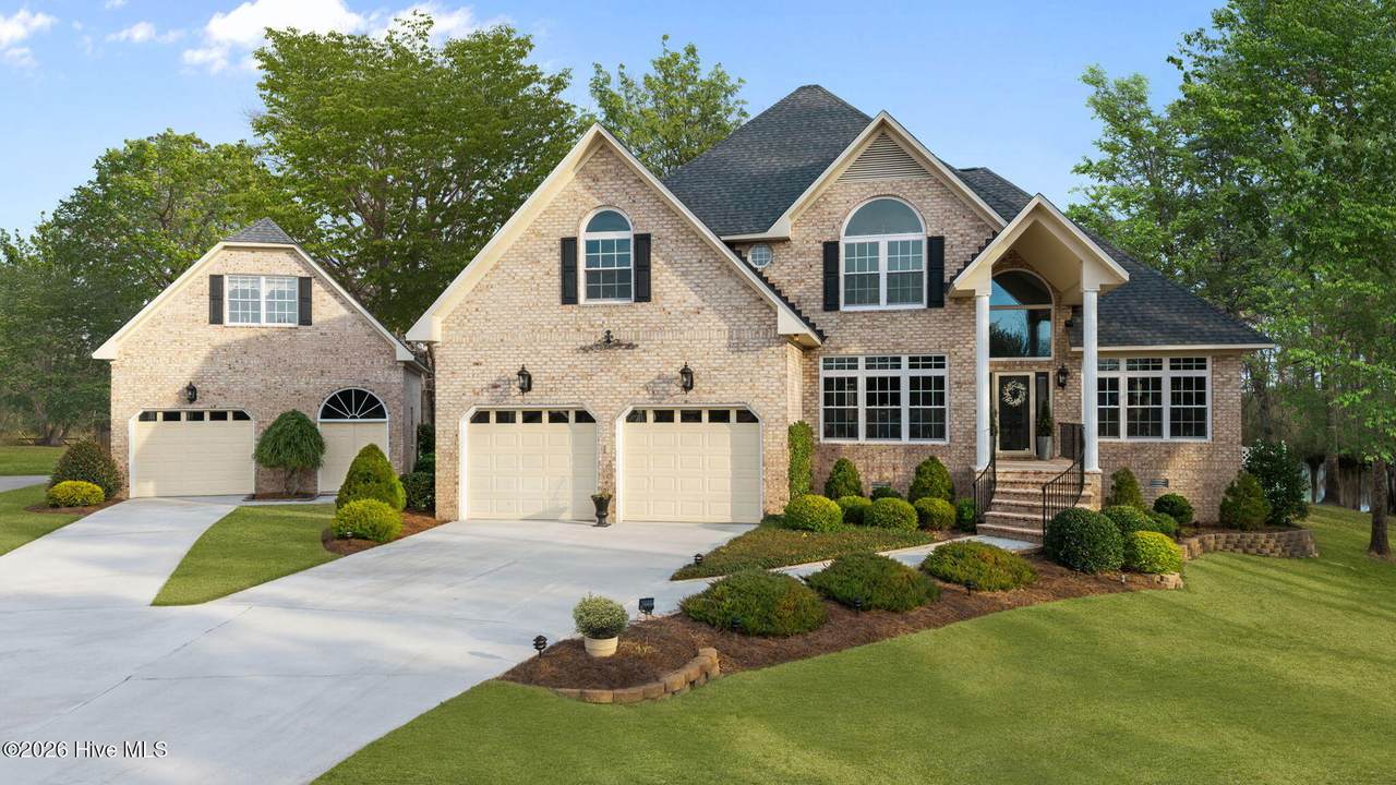 101 Raccoon Run - Photo 1