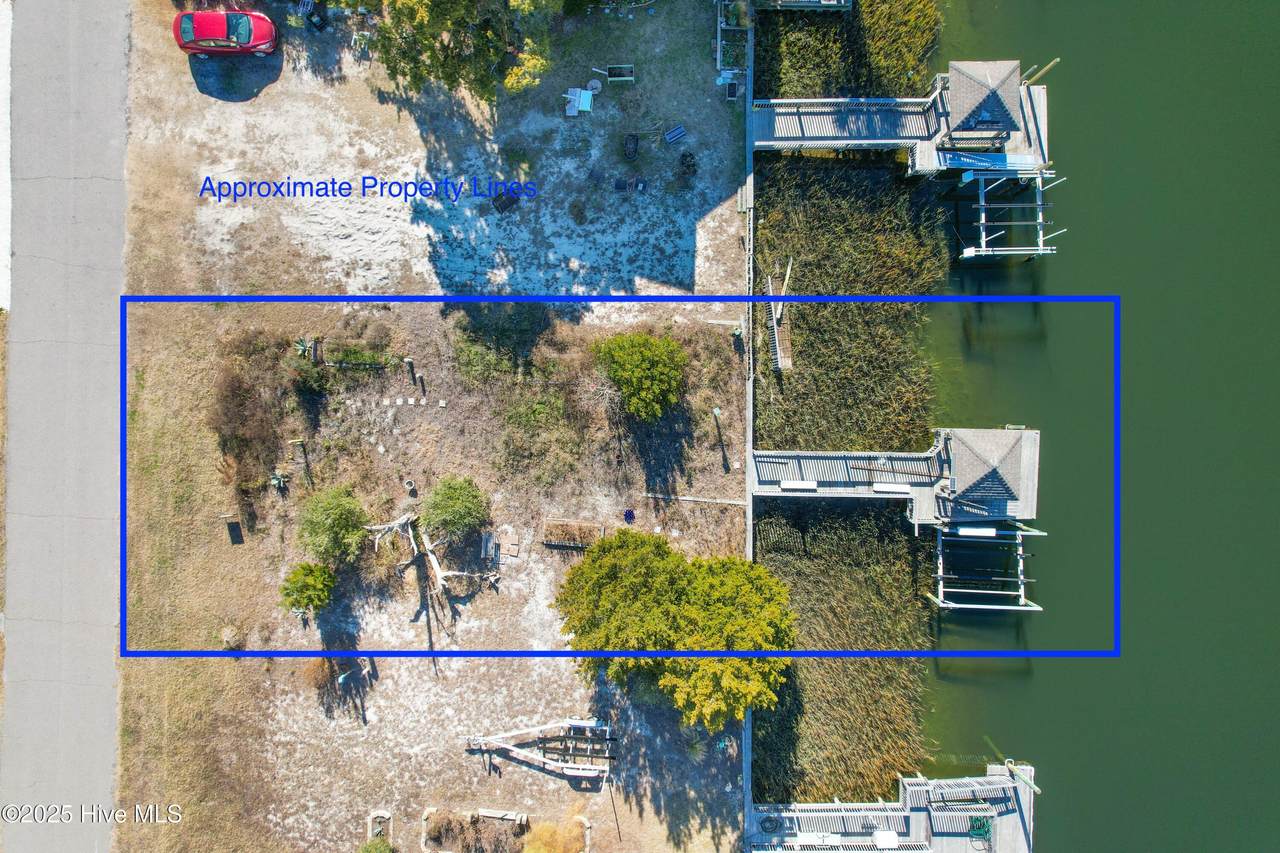 115 Raleigh Street - Photo 1