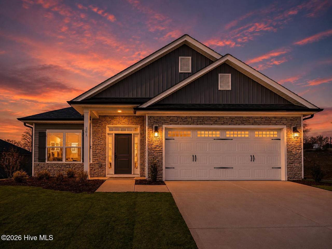 421 Whitetail Way - Photo 1