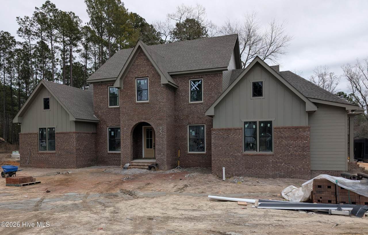 240 Paulson Court - Photo 1