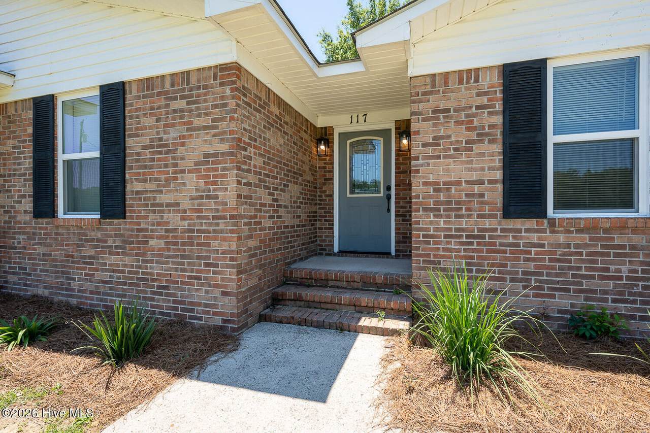 117 Zack Street - Photo 1
