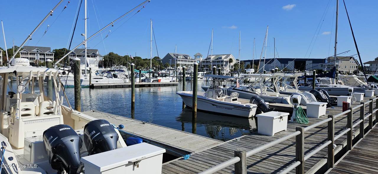 2571 St James Drive - Photo 1