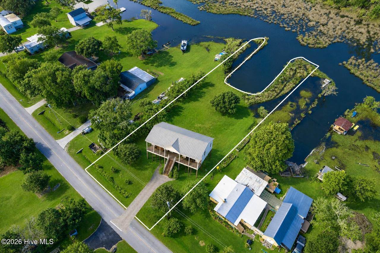 134 Goose Creek Loop Road - Photo 1