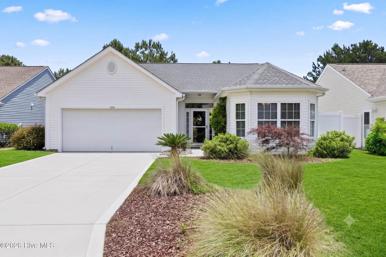 920 Elderberry Lane - Photo 1