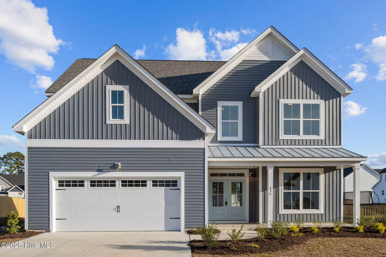 836 Cooke Drive - Photo 1