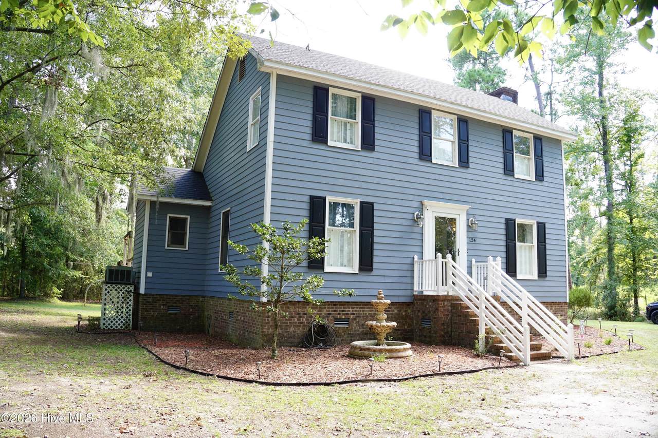 124 Country Place - Photo 1