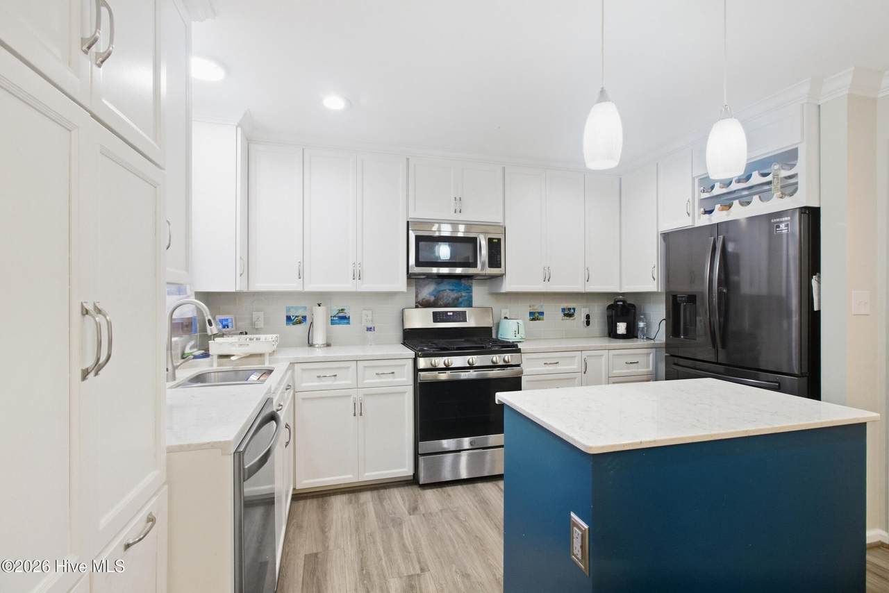 https://bt-photos.global.ssl.fastly.net/ncreg/1280_boomver_2_af0ee07abd1acb75435539f9b37bef24-2.jpg