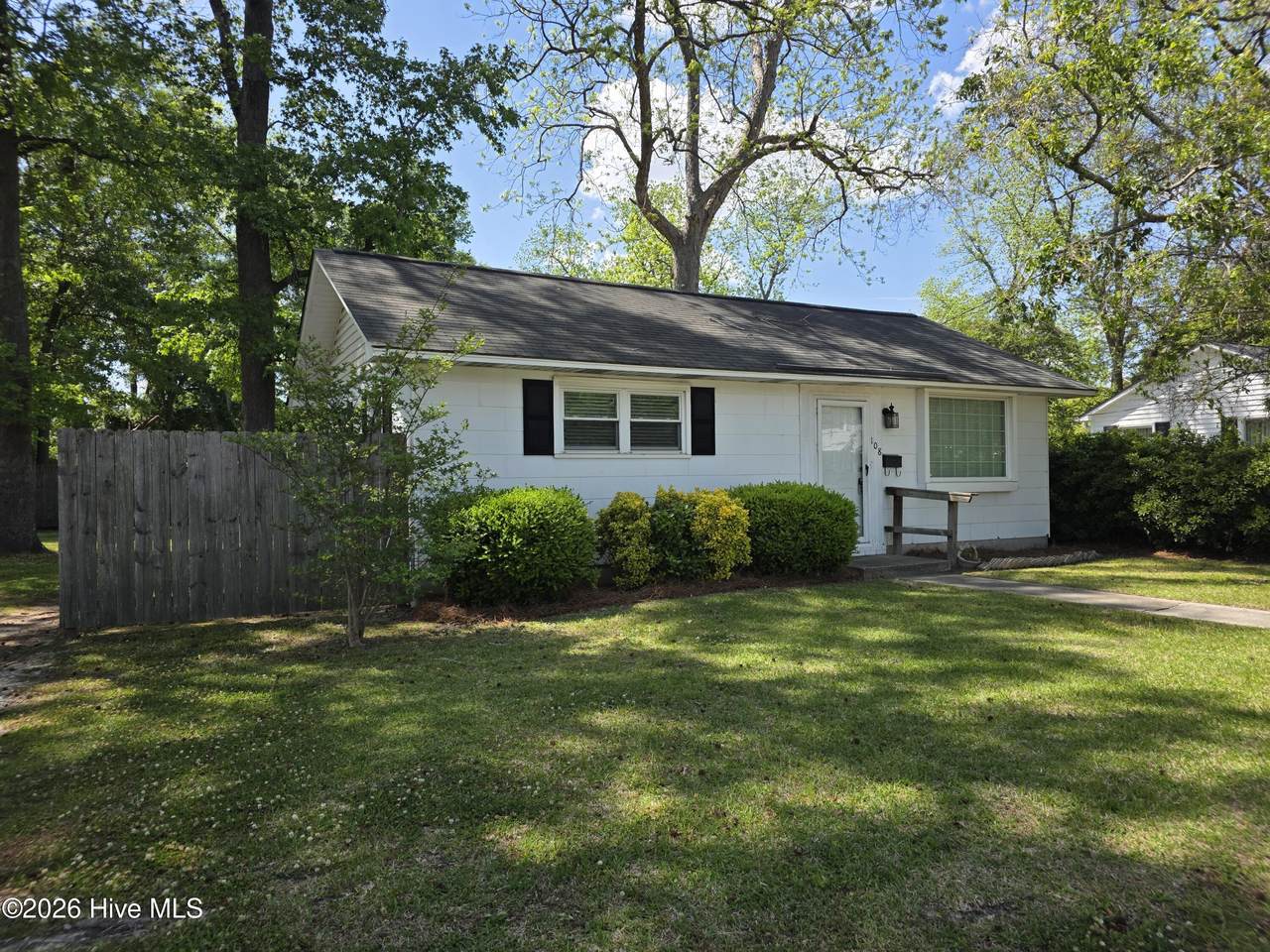 108 Lee Street - Photo 1