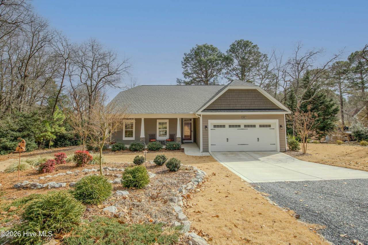 161 Devonshire Avenue - Photo 1