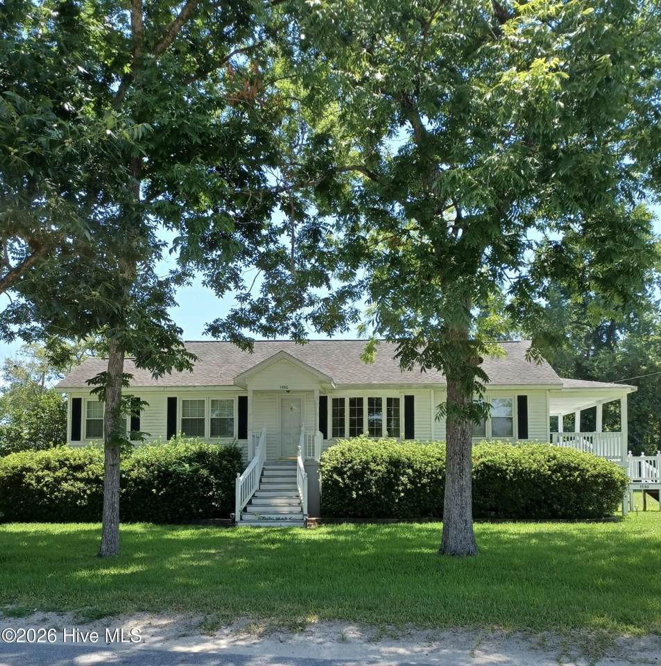 1590 River Road - Photo 1