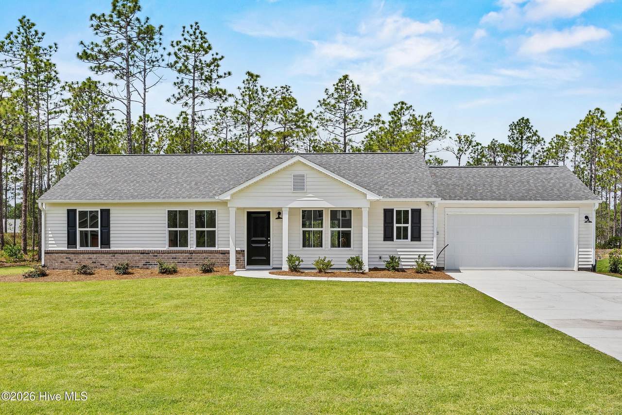 880 Plymouth Road - Photo 1