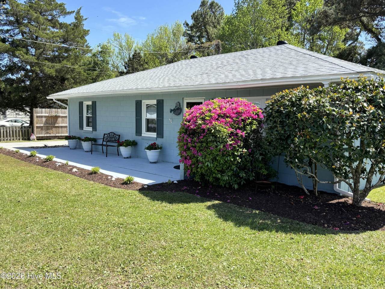923 Yaupon Terrace - Photo 1