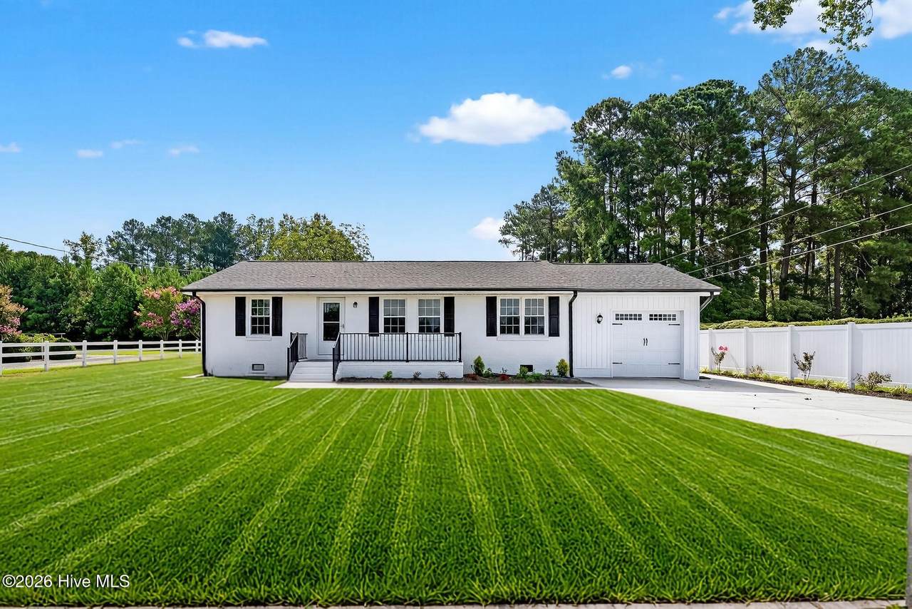 6715 Princeton Kenly Road - Photo 1