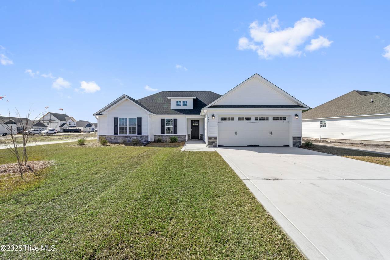 903 Miranda Court - Photo 1