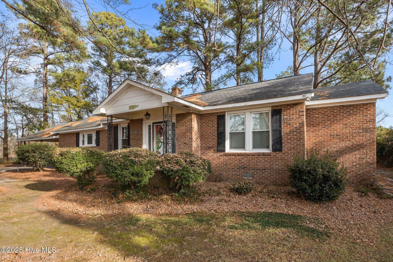 3602 Nc 33 - Photo 1