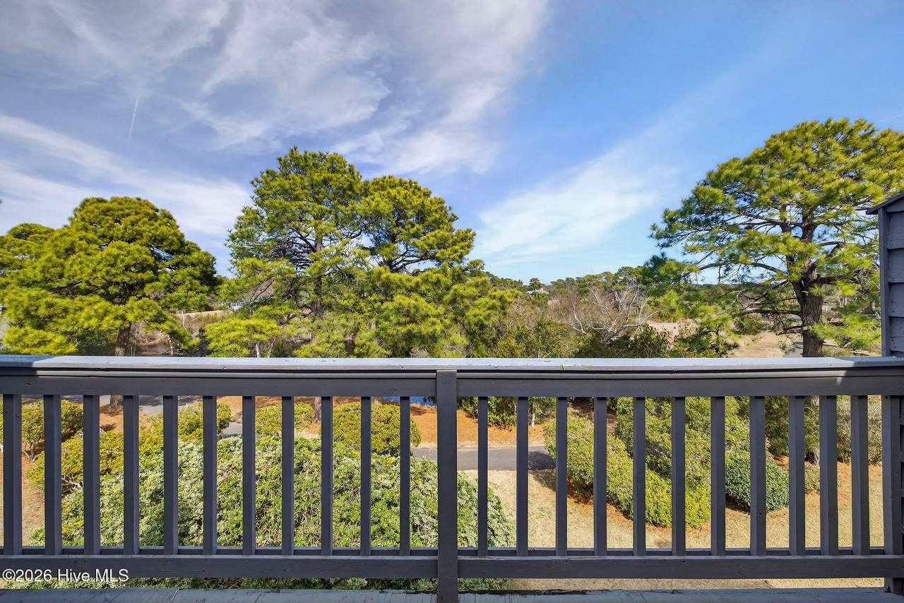 524 Linksider Drive - Photo 1