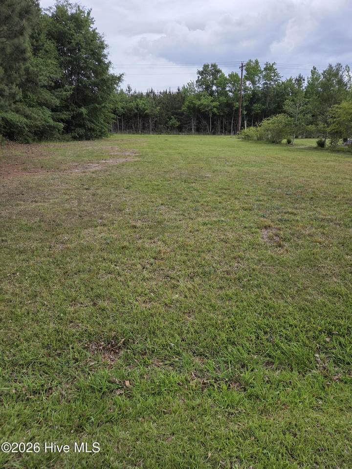 4 Dogwood Drive - Photo 1