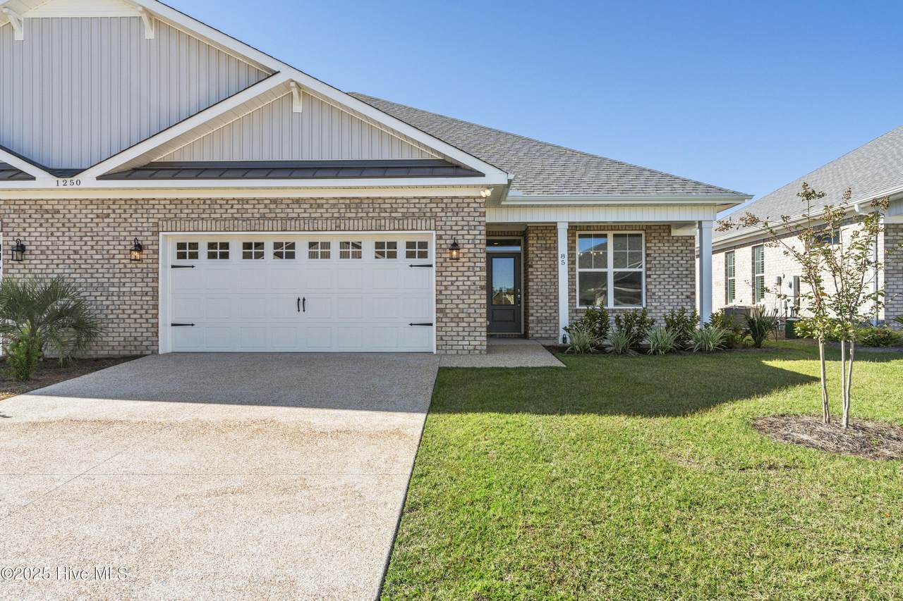 1250 Formosa Drive - Photo 1