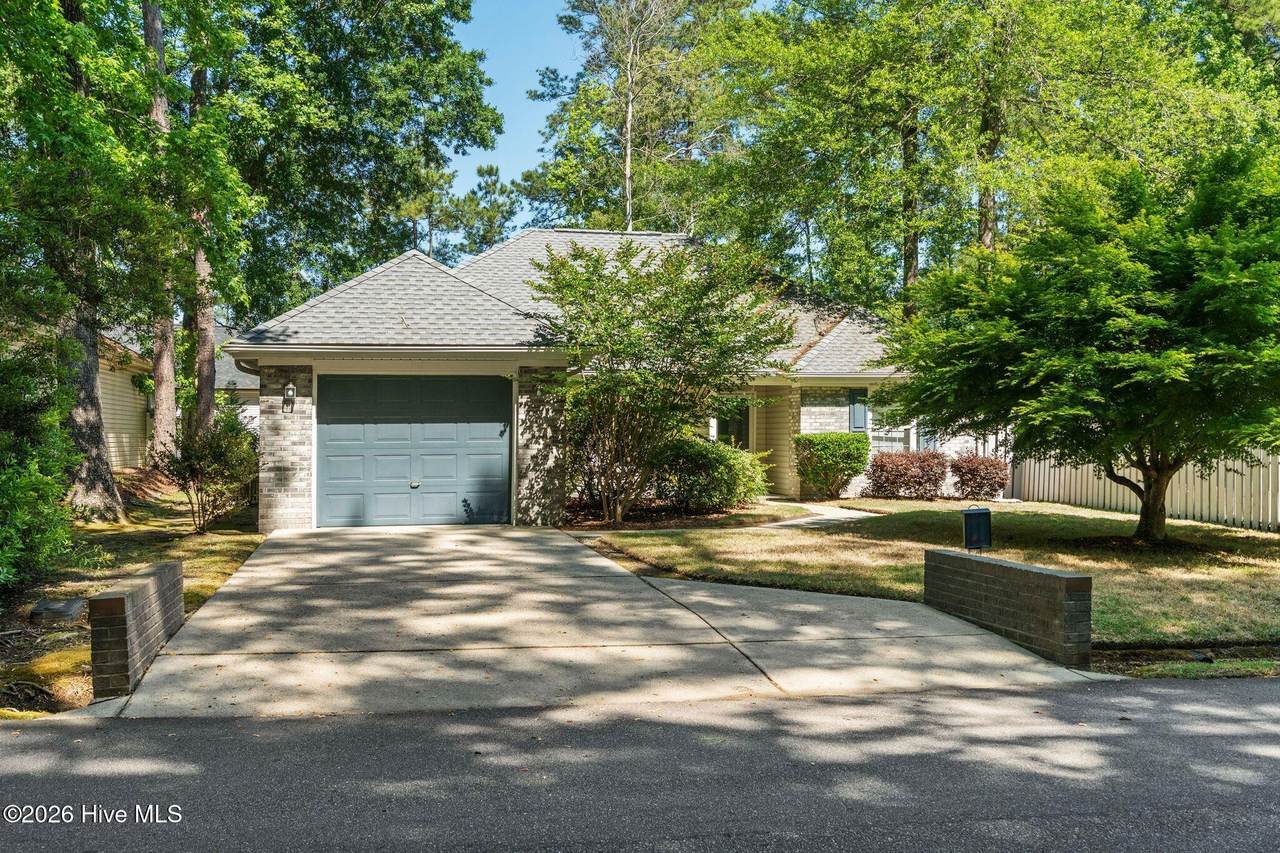 6 Northwest Drive - Photo 1