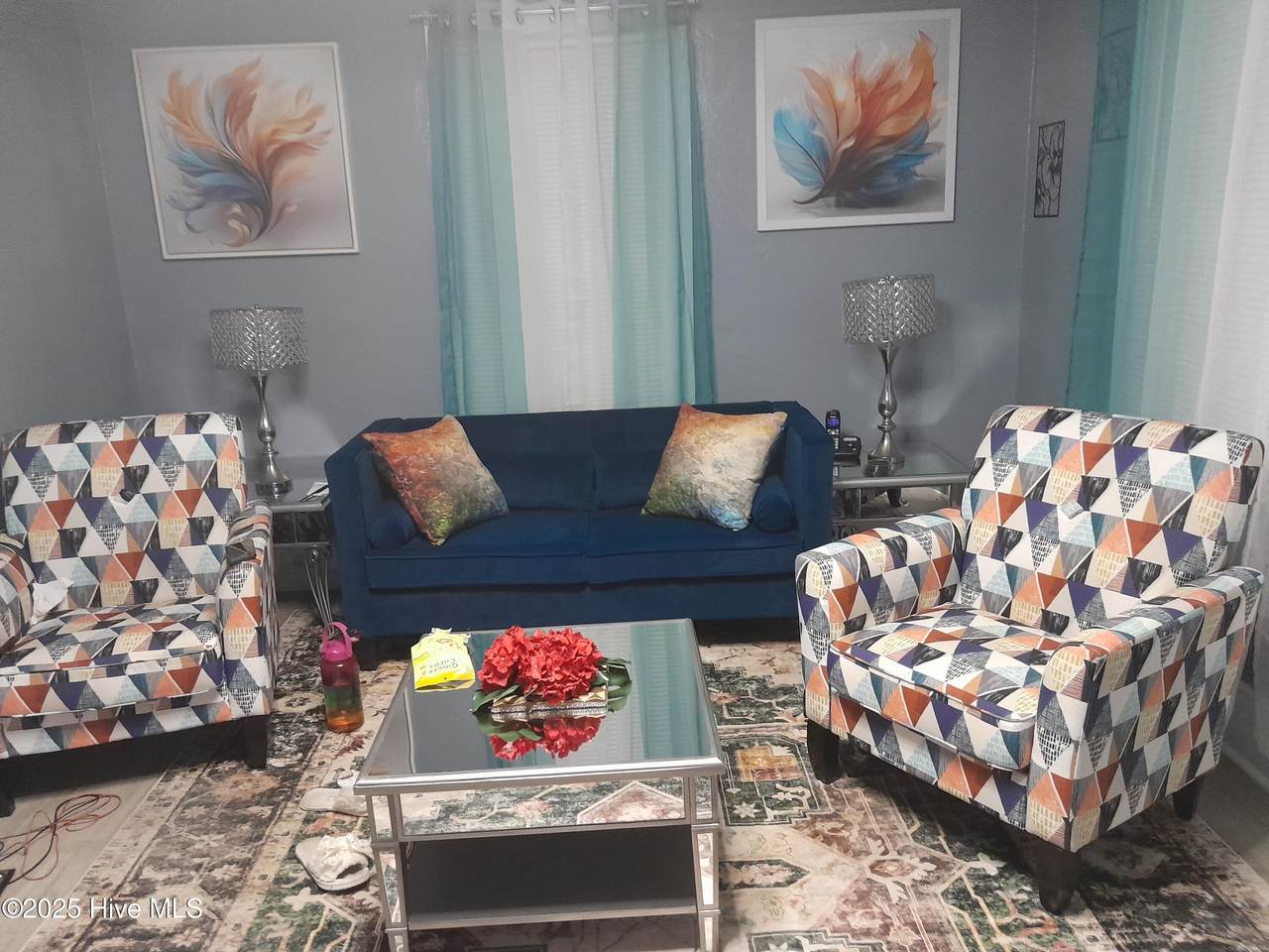 505 Leslie Street - Photo 1
