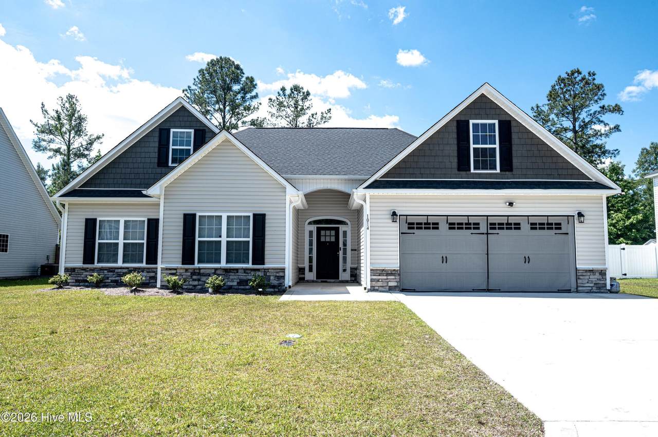 1014 Mackerel Manor - Photo 1
