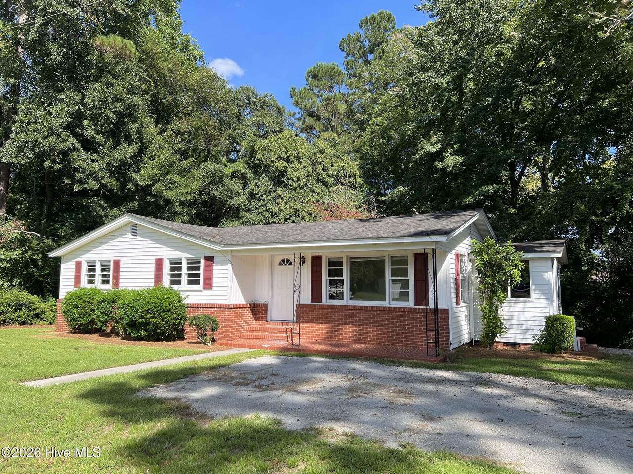 108 Carter Street - Photo 1