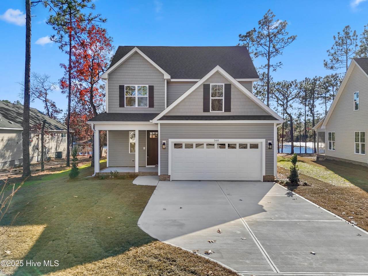 560 Kennedy Circle - Photo 1