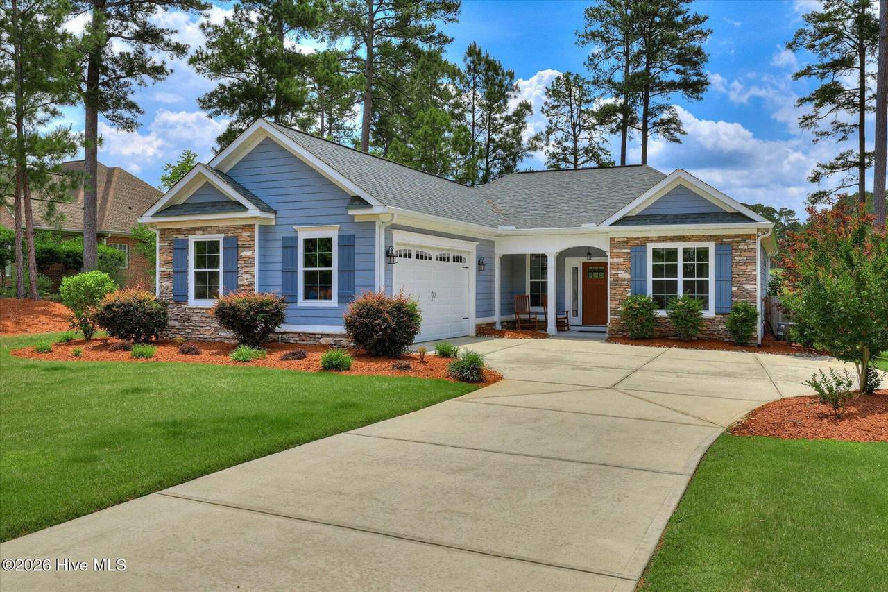 117 Tara Drive - Photo 1