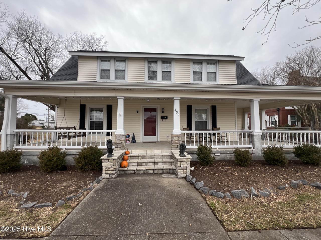 439 Second Street - Photo 1