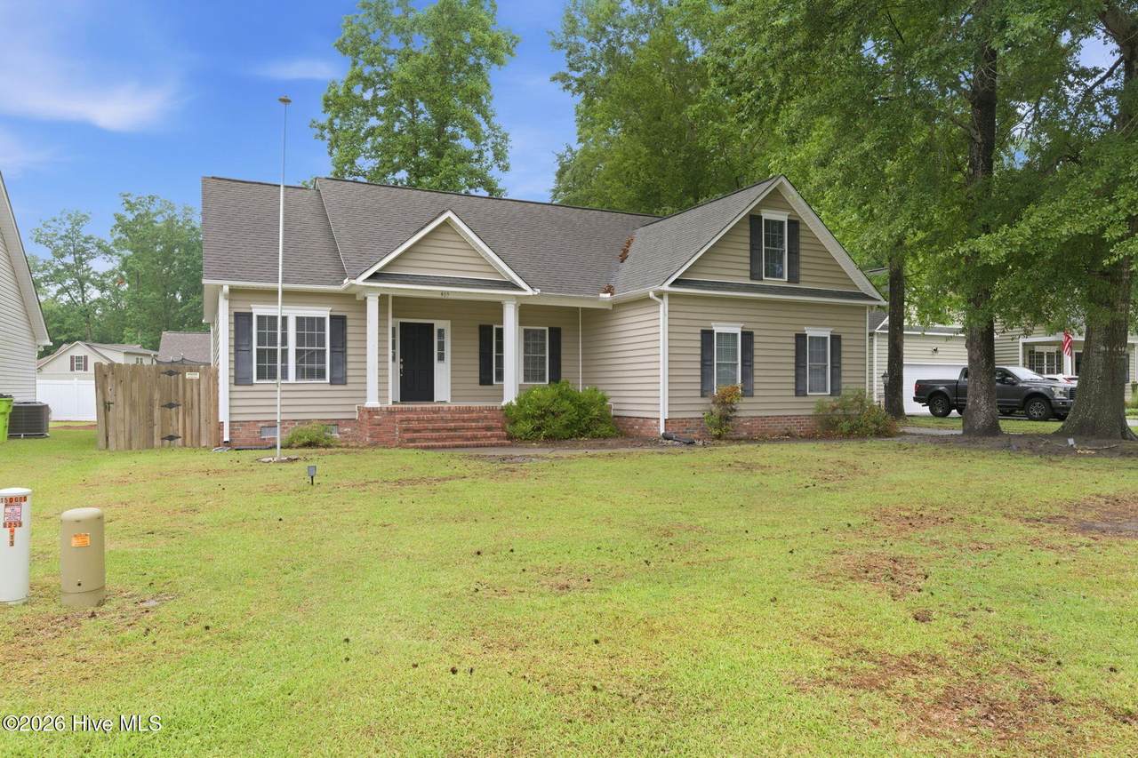 403 Buxton Way - Photo 1
